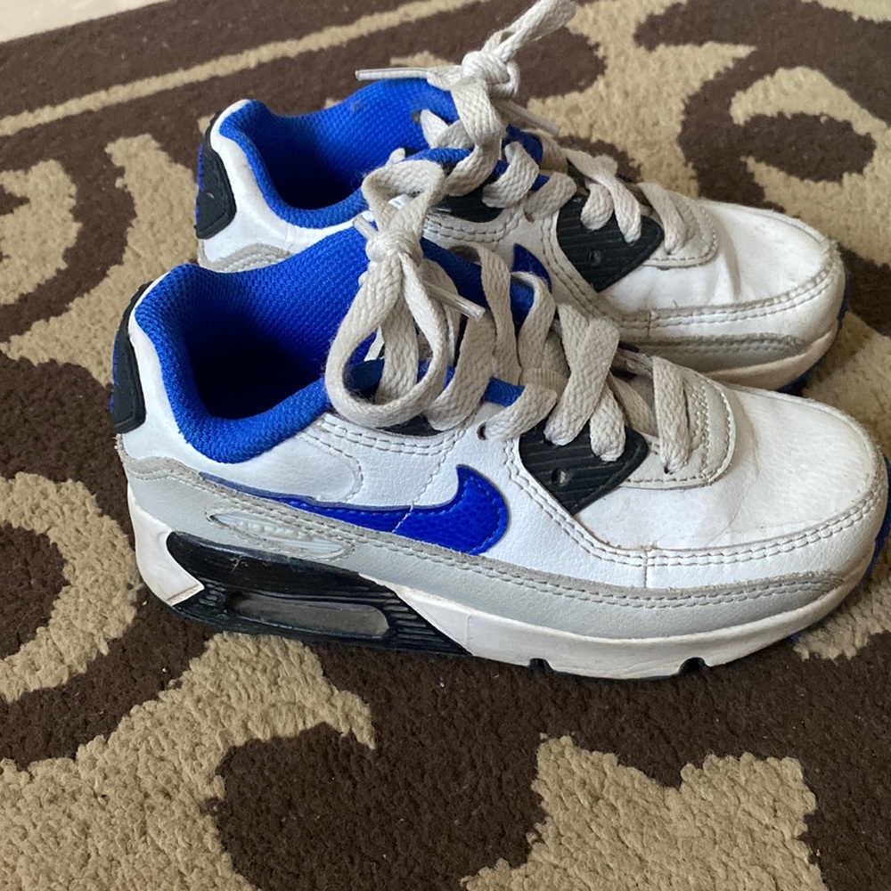 Toddler boy Nike air max size 11c